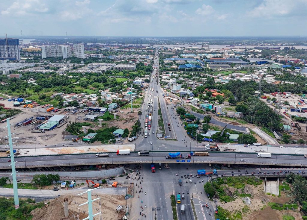 duong lien cang cat lai phu huu